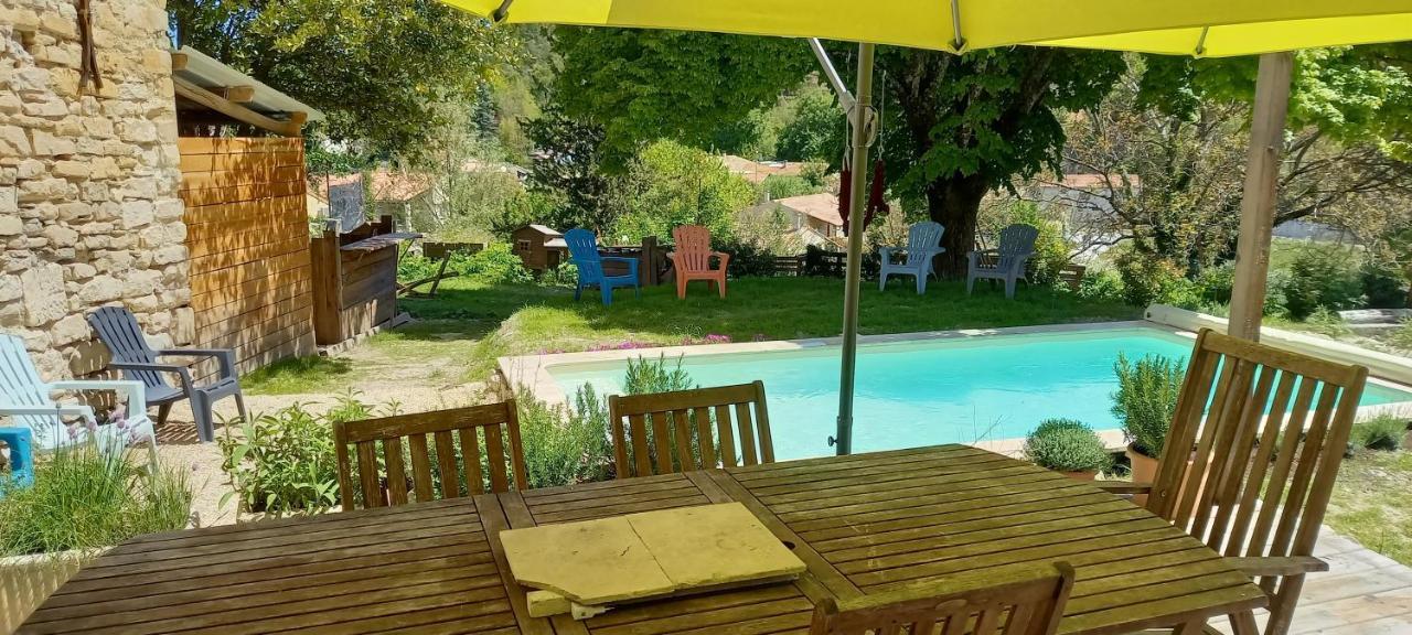 Chambre Du Tilleul - Charme, Confort Et Piscine Sigonce Exteriör bild